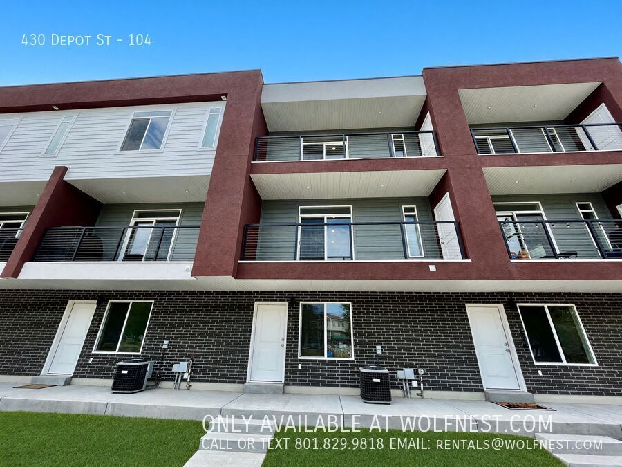 Newer 2 Bed Clearfield Townhome! No Deposit Option! property image