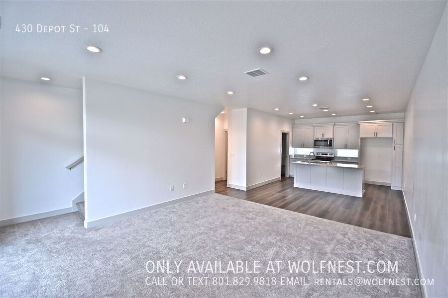 Newer 2 Bed Clearfield Townhome! No Deposit Option! property image