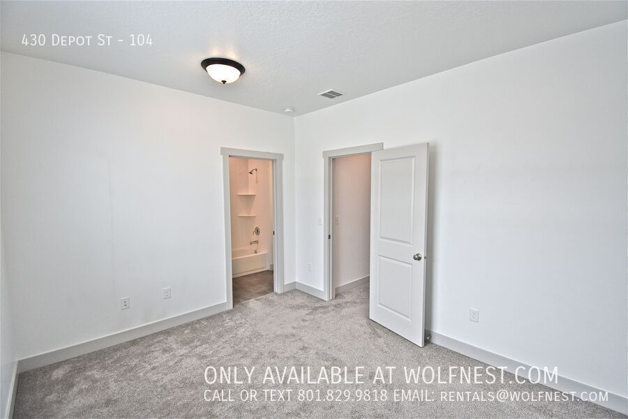 Newer 2 Bed Clearfield Townhome! No Deposit Option! property image