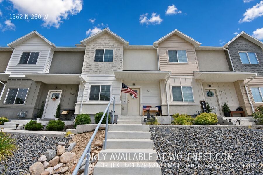 Gorgeous 3 Bed Sunset Townhome! No Deposit Option! property image