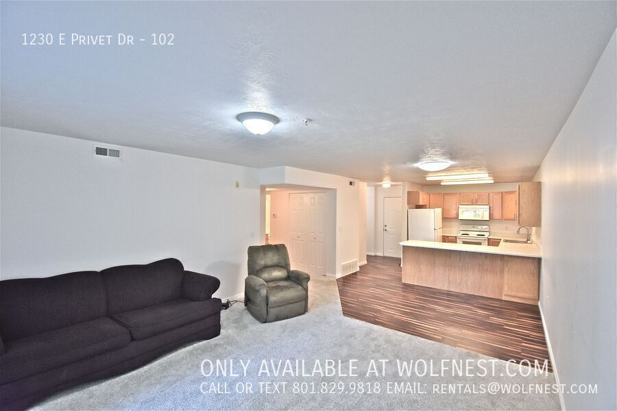Stunning 2 Bed Cottonwood Heights Condo! No Deposit Option! property image