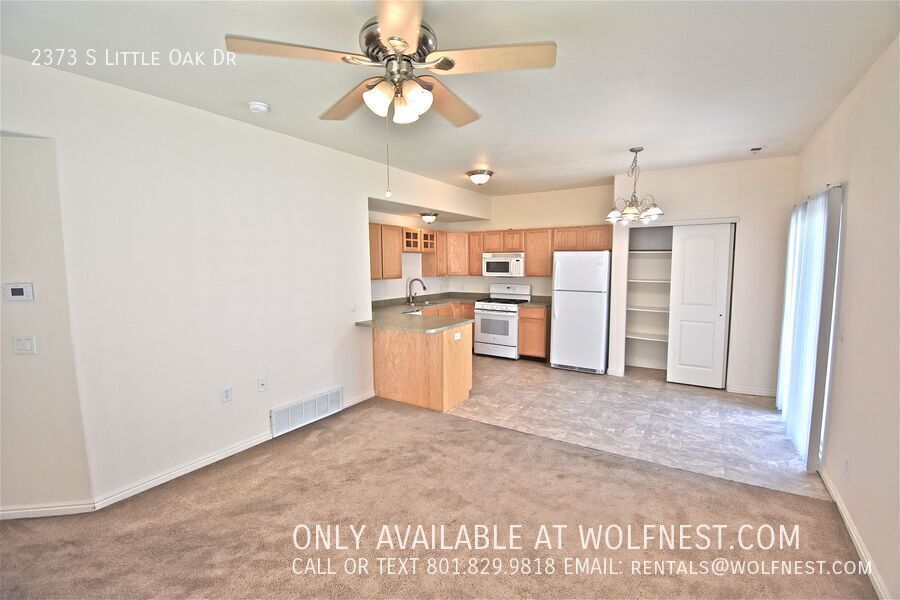 Lovely 3 Bed West Valley Townhome! No Deposit Option! property image
