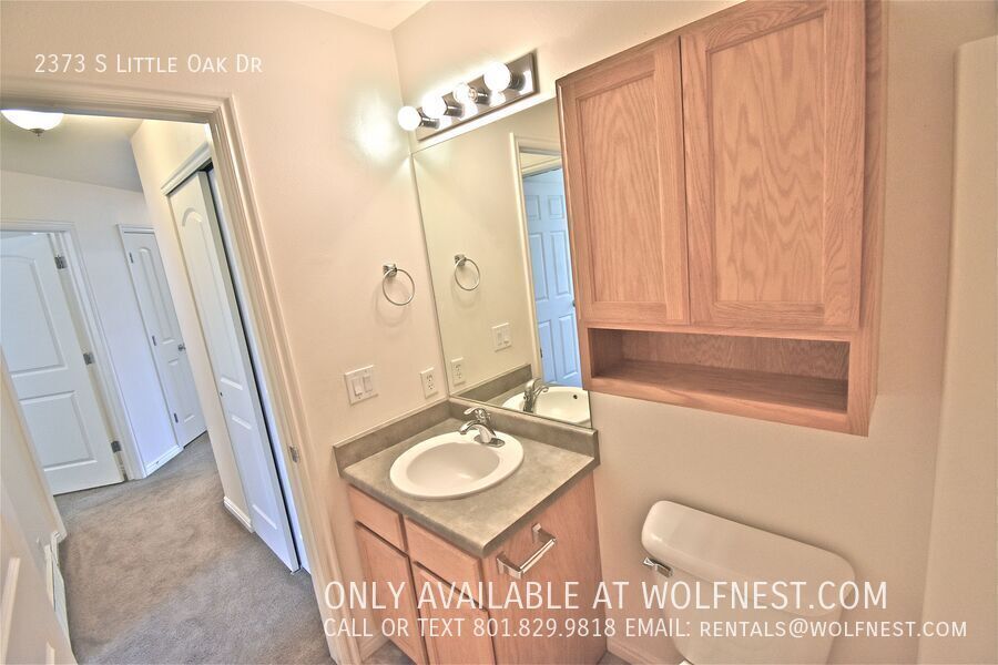 Lovely 3 Bed West Valley Townhome! No Deposit Option! property image