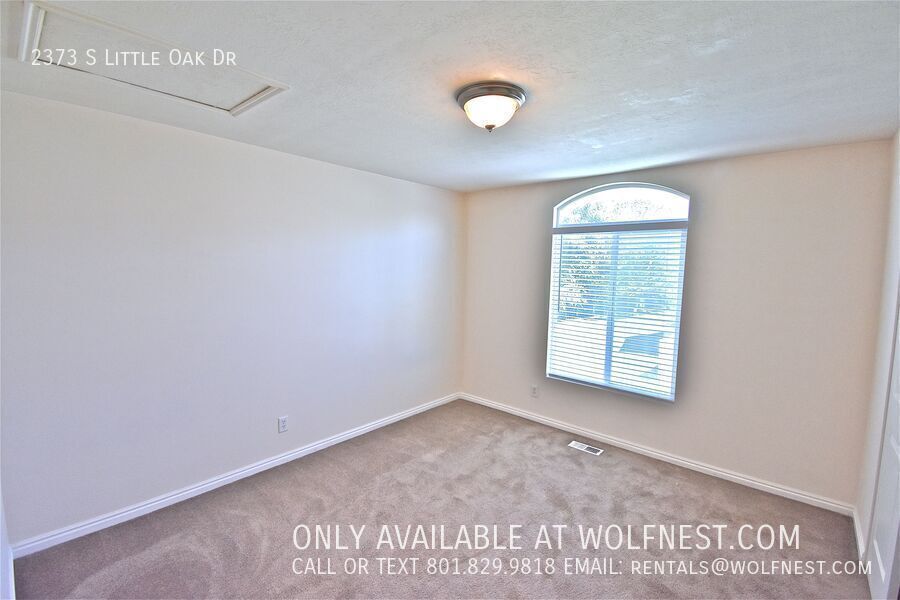 Lovely 3 Bed West Valley Townhome! No Deposit Option! property image