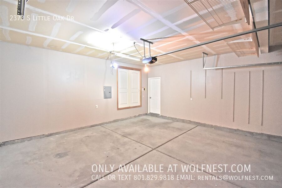 Lovely 3 Bed West Valley Townhome! No Deposit Option! property image