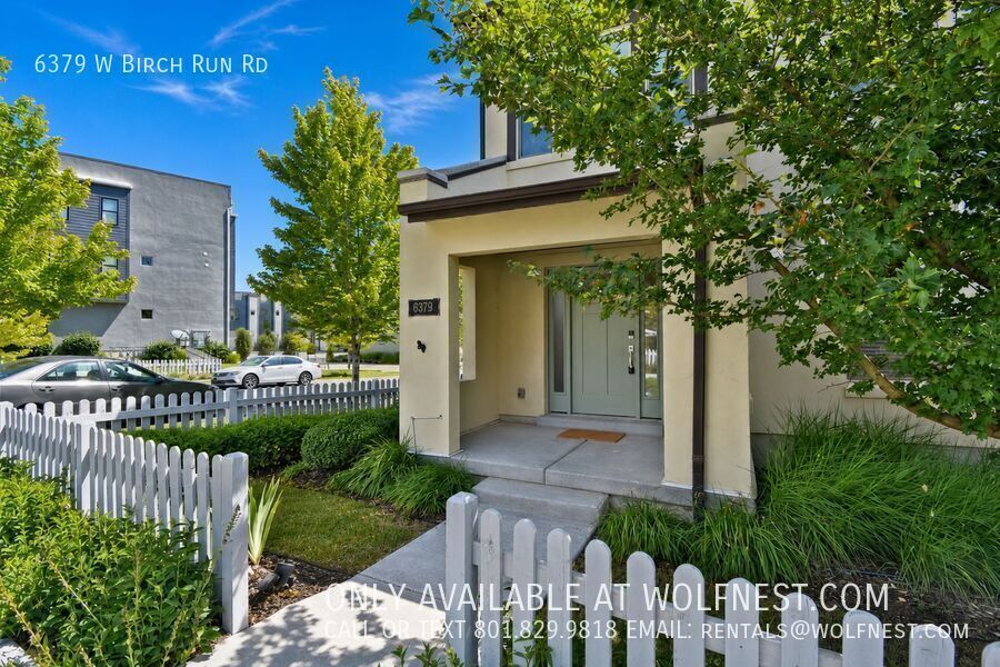 Beautiful 3 Bed Daybreak Townhome! No Deposit Option! property image