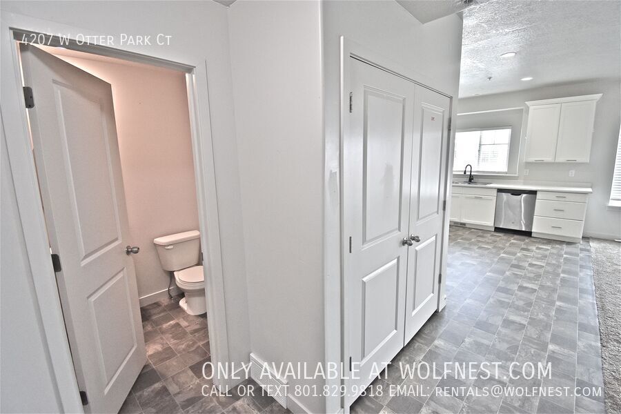 Stunning 3 Bed Riverton Townhome! No Deposit Option! property image