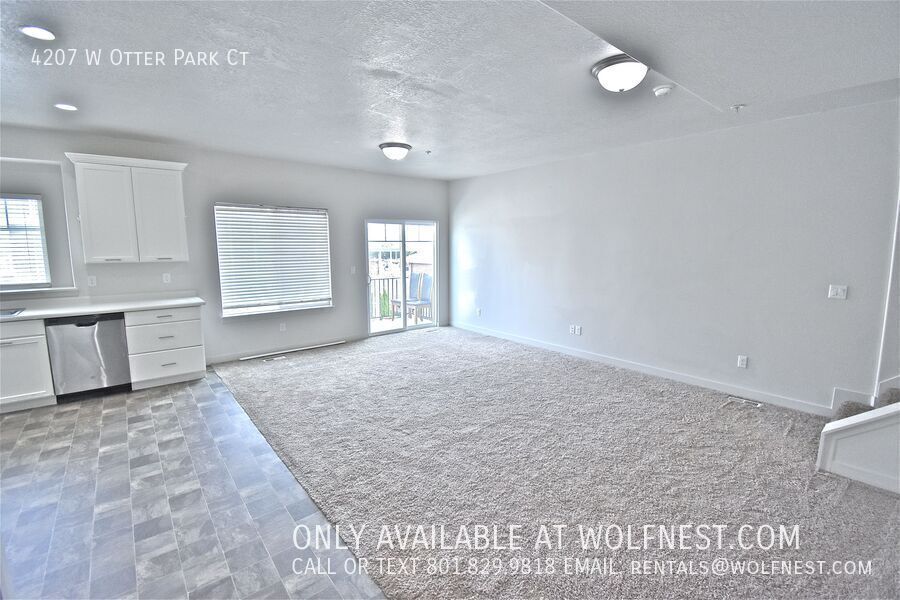 Stunning 3 Bed Riverton Townhome! No Deposit Option! property image