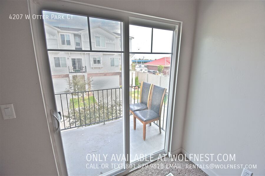 Stunning 3 Bed Riverton Townhome! No Deposit Option! property image