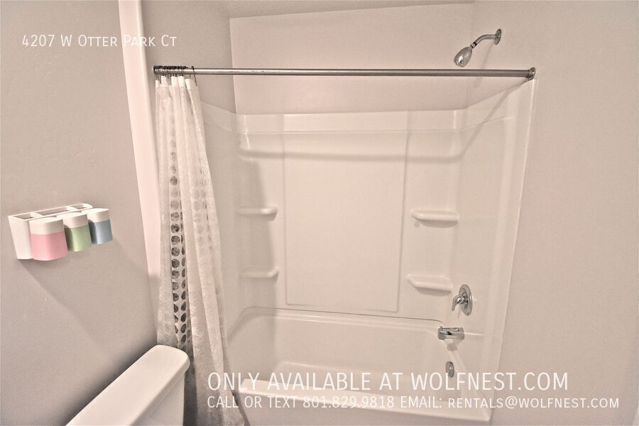 Stunning 3 Bed Riverton Townhome! No Deposit Option! property image