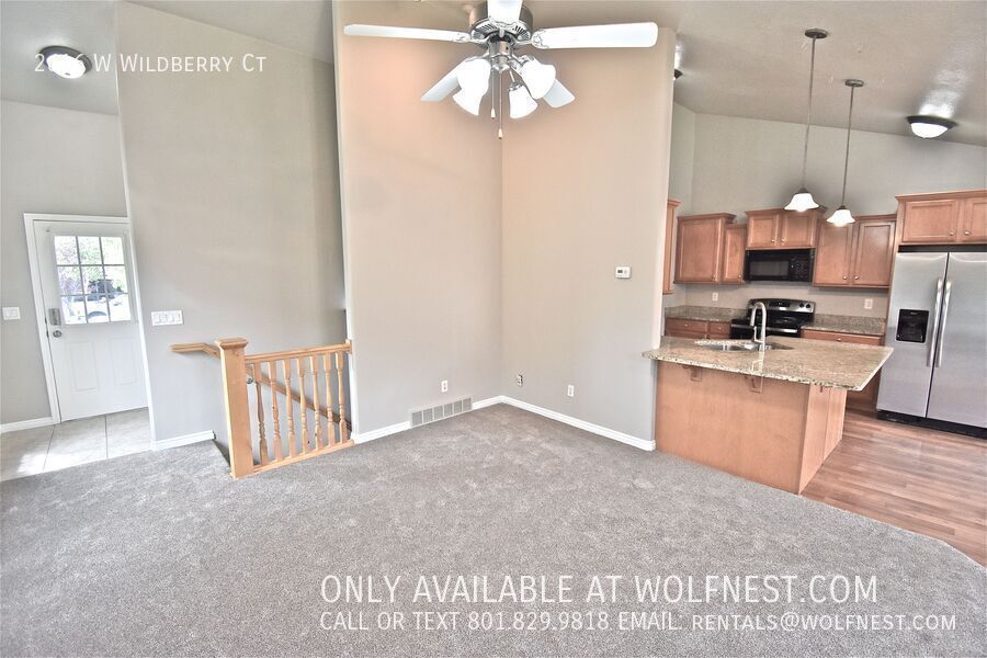 Stunning 4 Bed / 3.5 Bath Lehi Home! property image