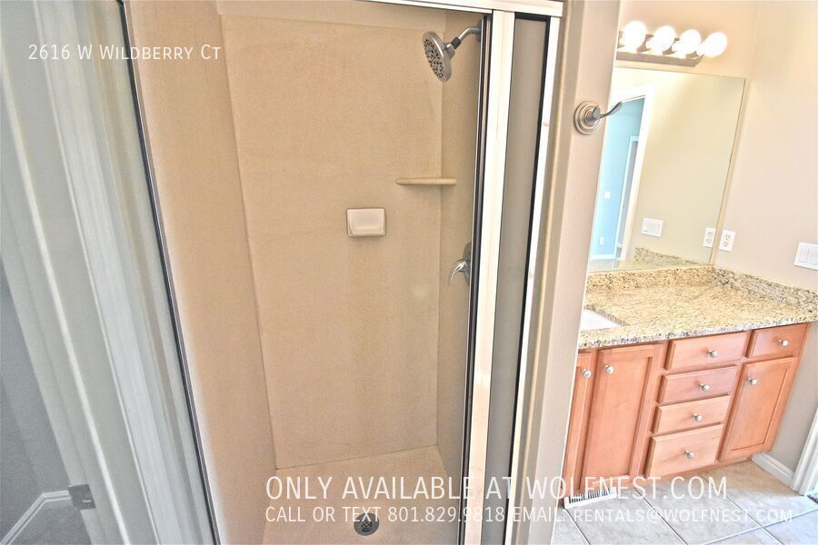 Stunning 4 Bed / 3.5 Bath Lehi Home! property image