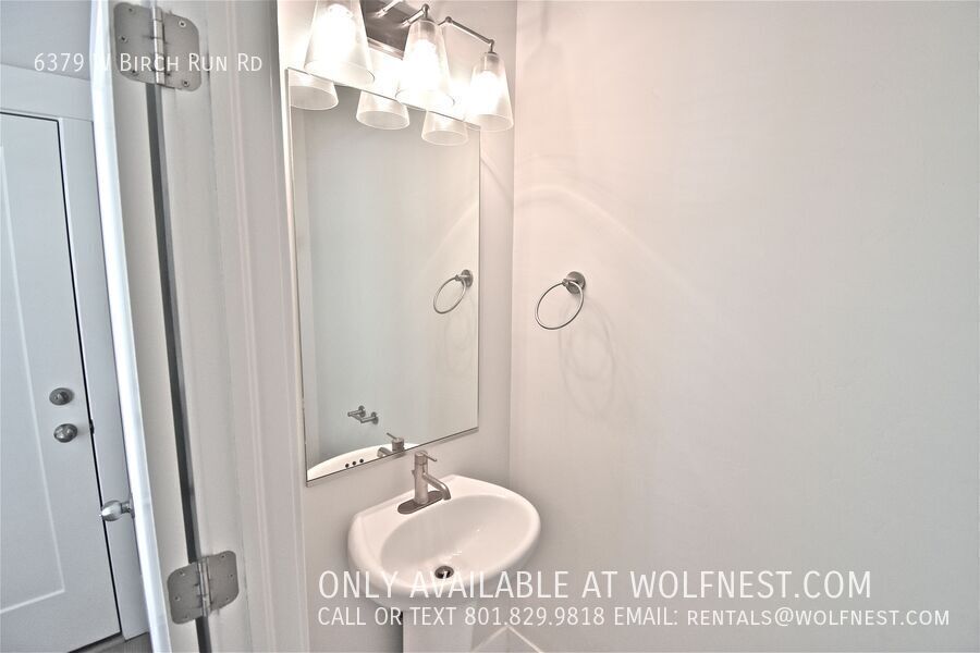 Beautiful 3 Bed / 2.5 Bath Daybreak Townhome! property image