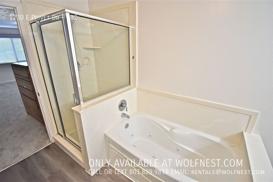 Stunning 2 Bed / 2 Bath Cottonwood Heights Condo! property image