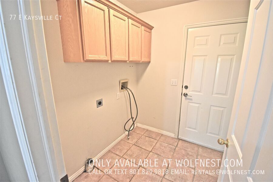 Spacious 4+ Bed / 3 Bath Draper Home with 2 Kitchens! property image