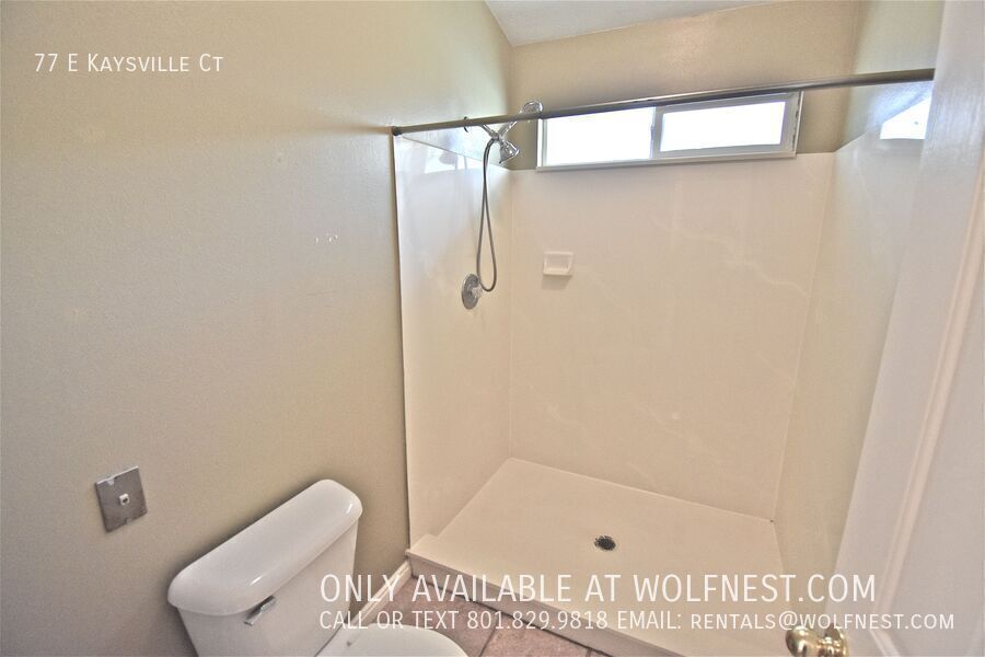 Spacious 4+ Bed / 3 Bath Draper Home with 2 Kitchens! property image