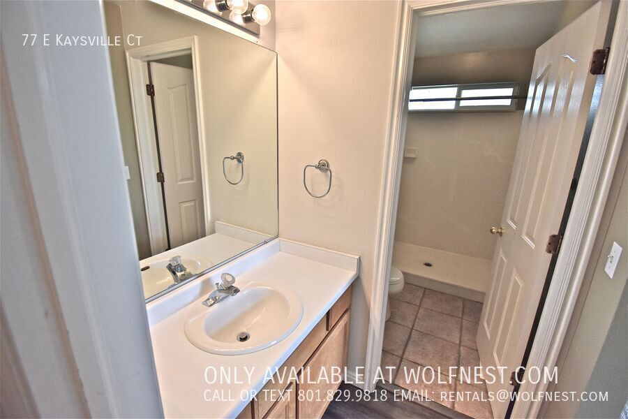 Spacious 4+ Bed / 3 Bath Draper Home with 2 Kitchens! property image