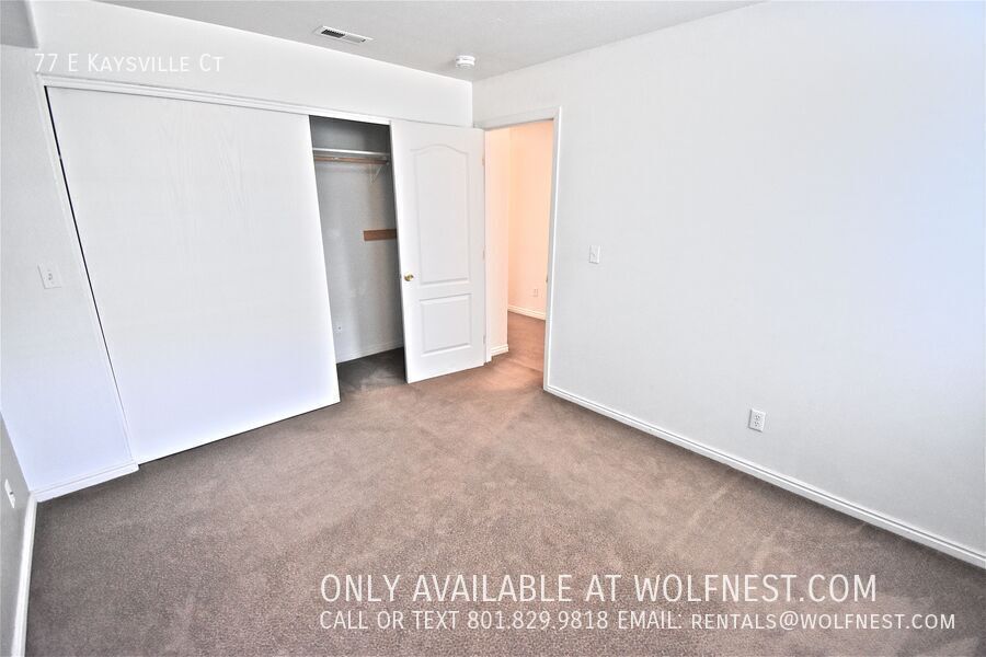 Spacious 4+ Bed / 3 Bath Draper Home with 2 Kitchens! property image