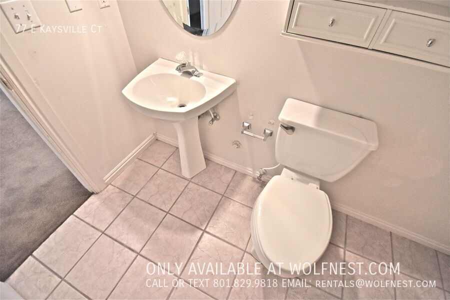 Spacious 4+ Bed / 3 Bath Draper Home with 2 Kitchens! property image