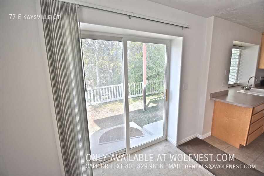 Spacious 4+ Bed / 3 Bath Draper Home with 2 Kitchens! property image