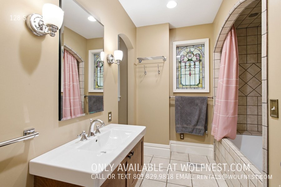 Luxurious 2 Bedroom Downtown Salt Lake City Apartment! property image