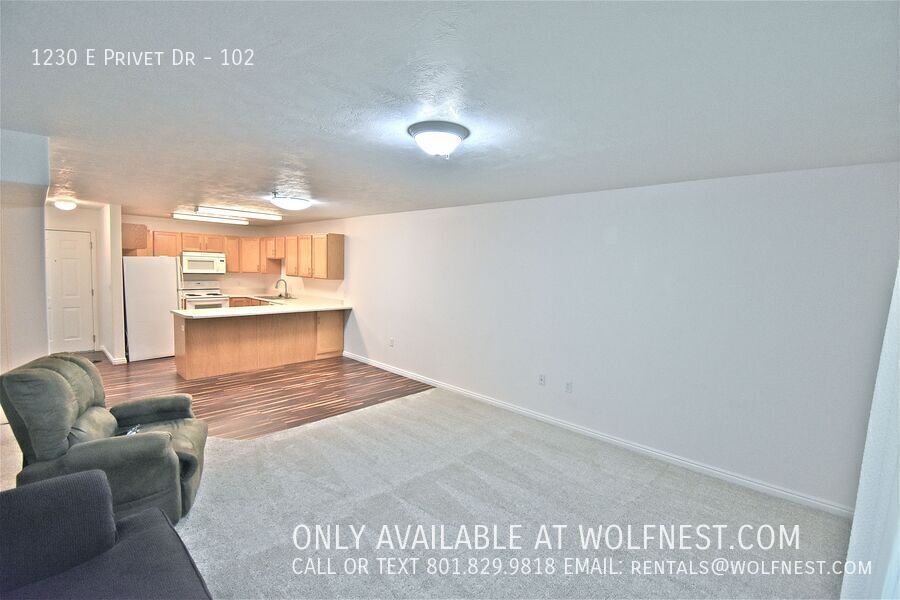 Stunning 2 Bed / 2 Bath Cottonwood Heights Condo! property image