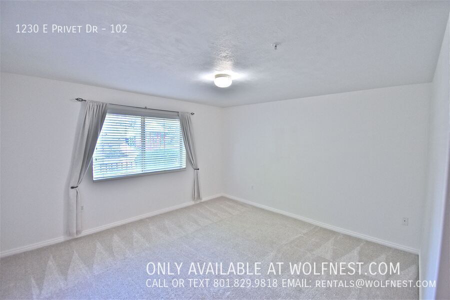 Stunning 2 Bed / 2 Bath Cottonwood Heights Condo! property image