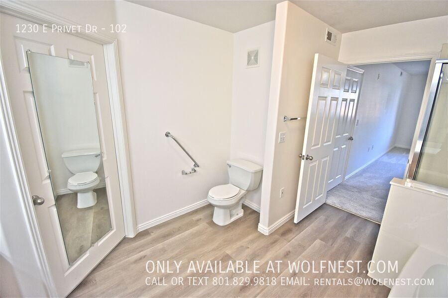 Stunning 2 Bed / 2 Bath Cottonwood Heights Condo! property image