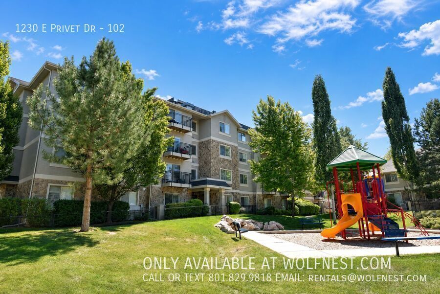 Stunning 2 Bed / 2 Bath Cottonwood Heights Condo! property image