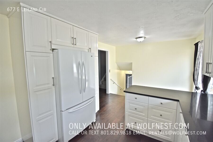 Beautiful 5 Bed Sandy Home! $350 Off 1st Month! property image