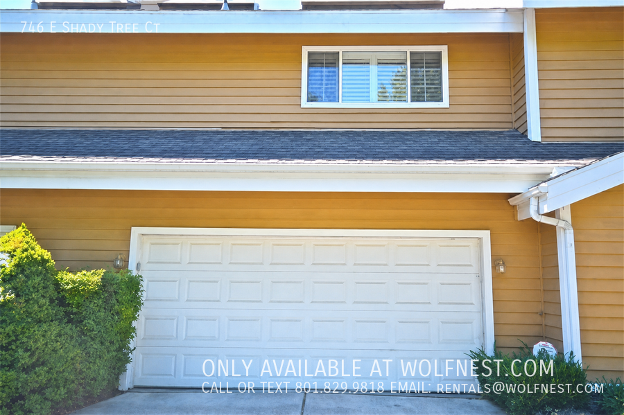 Beautiful 3 Bed / 3 Bath Millcreek Townhome! $350 Off 1st Month! property image