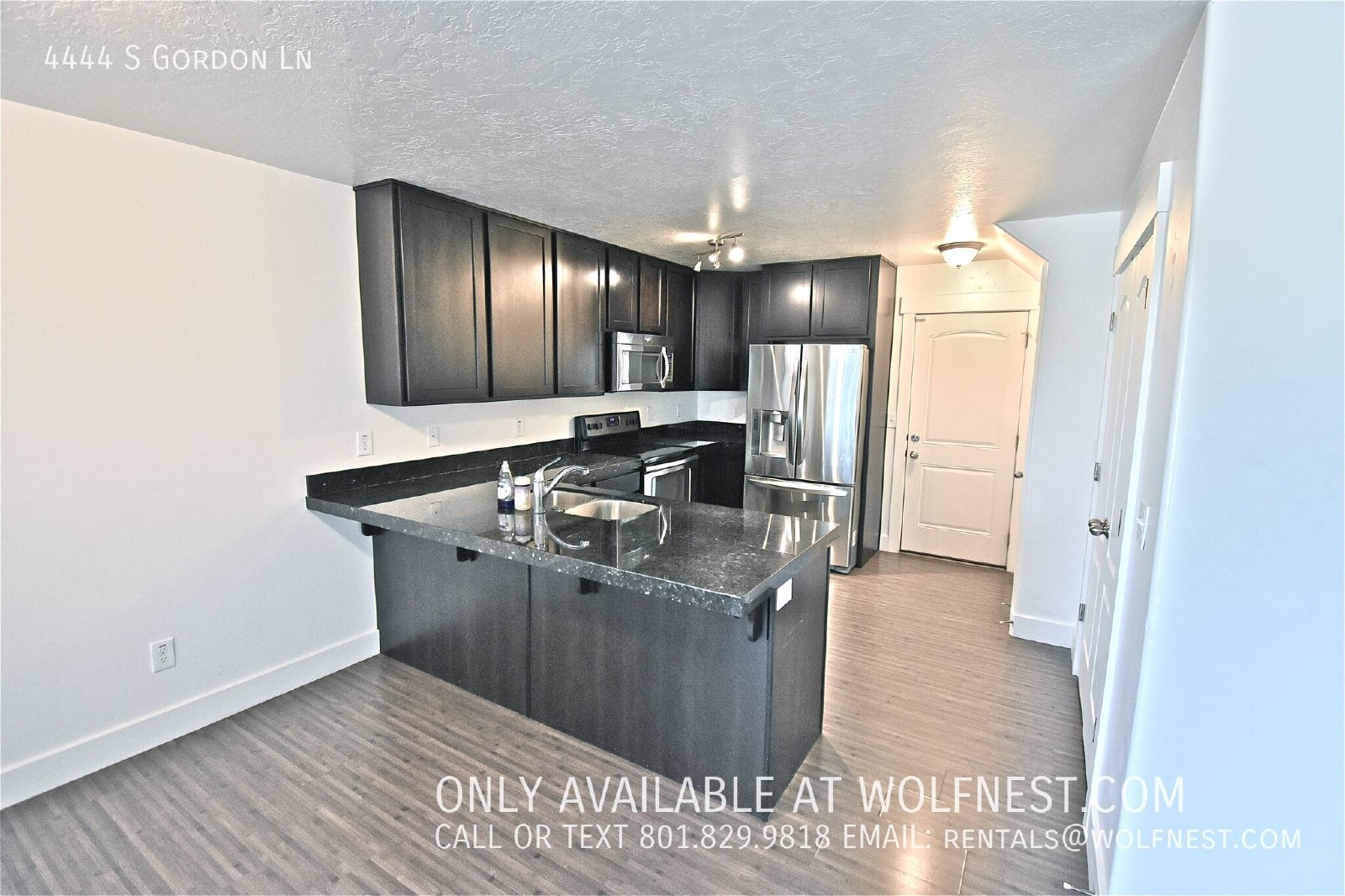 Spacious 3+ Bed / 3.5 Bath Murray Townhome! property image