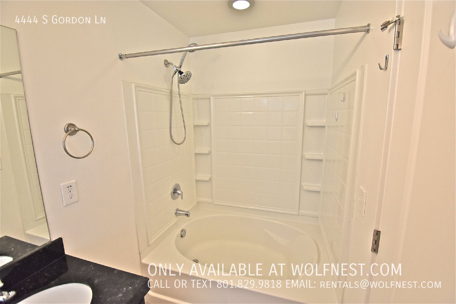 Spacious 3+ Bed / 3.5 Bath Murray Townhome! property image