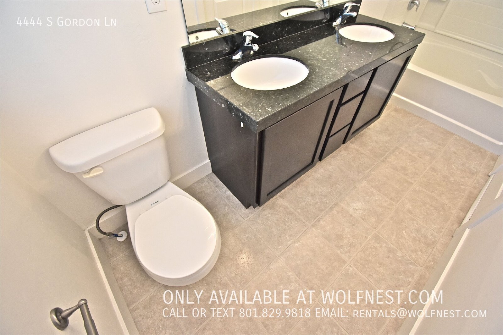 Spacious 3+ Bed / 3.5 Bath Murray Townhome! property image