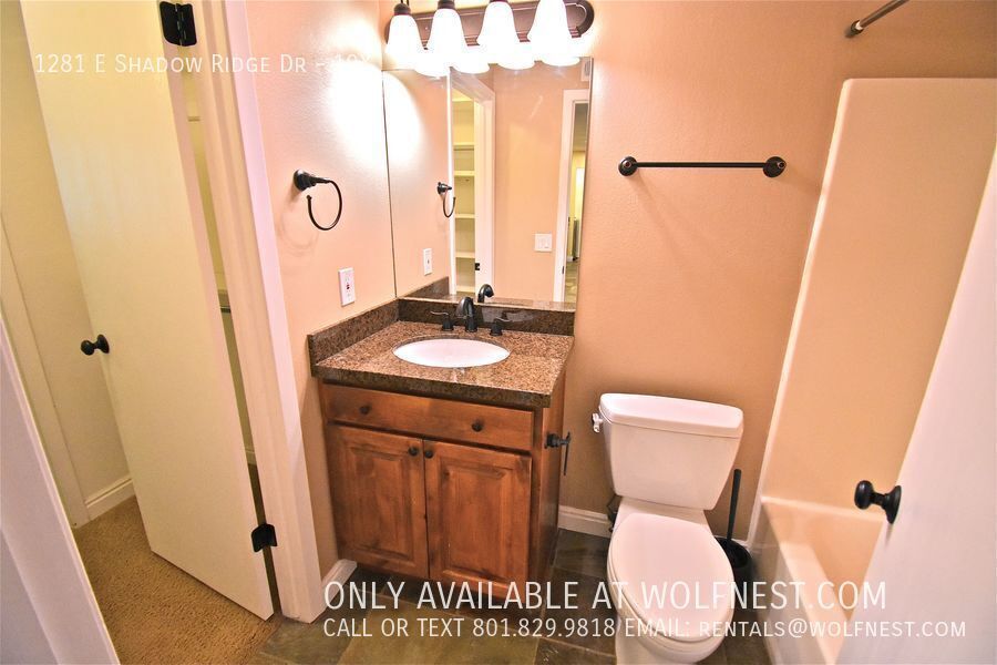 Lovely 2 Bed Midvale Condo! No Deposit Option! property image