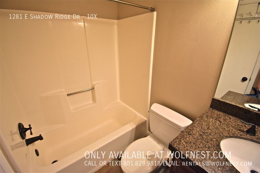 Lovely 2 Bed Midvale Condo! No Deposit Option! property image