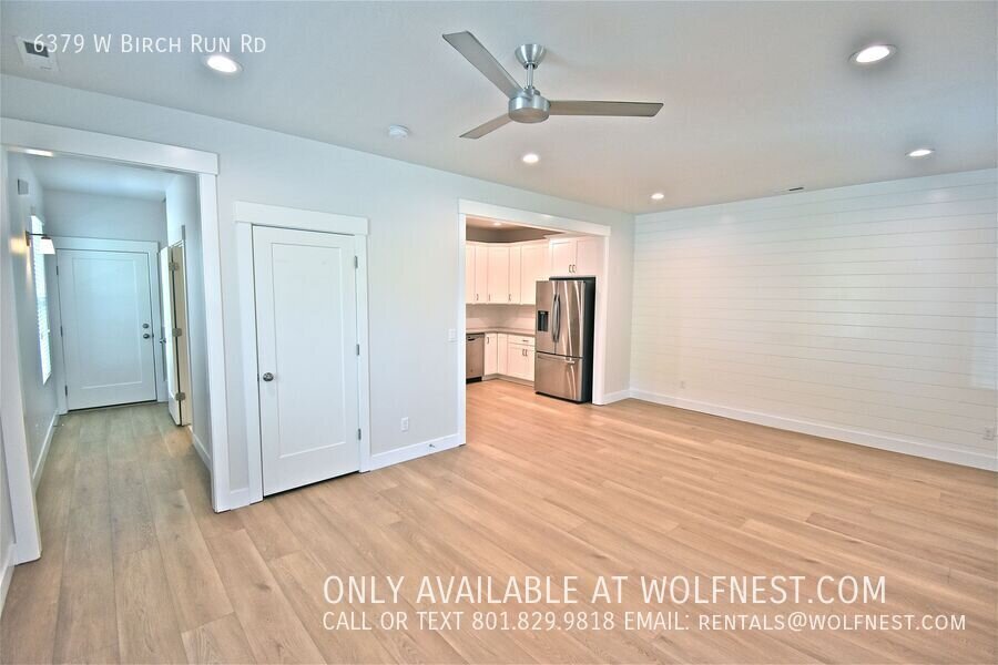 Beautiful 3 Bed Daybreak Townhome! $500 Off 1st Month! property image