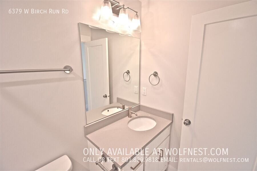 Beautiful 3 Bed Daybreak Townhome! $500 Off 1st Month! property image