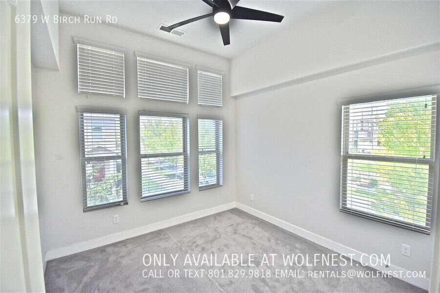 Beautiful 3 Bed Daybreak Townhome! $500 Off 1st Month! property image