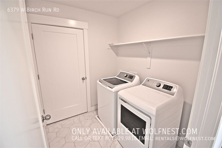 Beautiful 3 Bed Daybreak Townhome! $500 Off 1st Month! property image