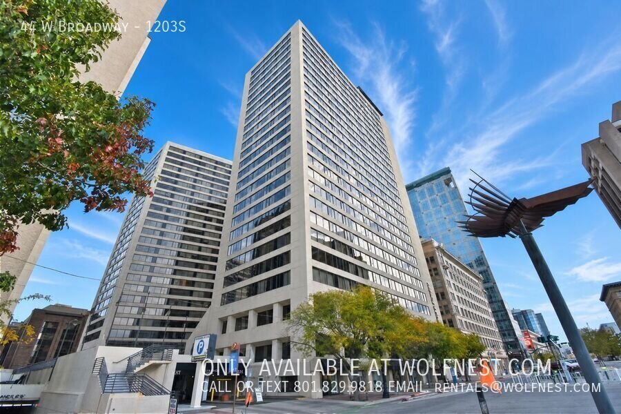 Remodeled 2 Bed Downtown Luxurious Condo! $750 Off 1st Month! property image