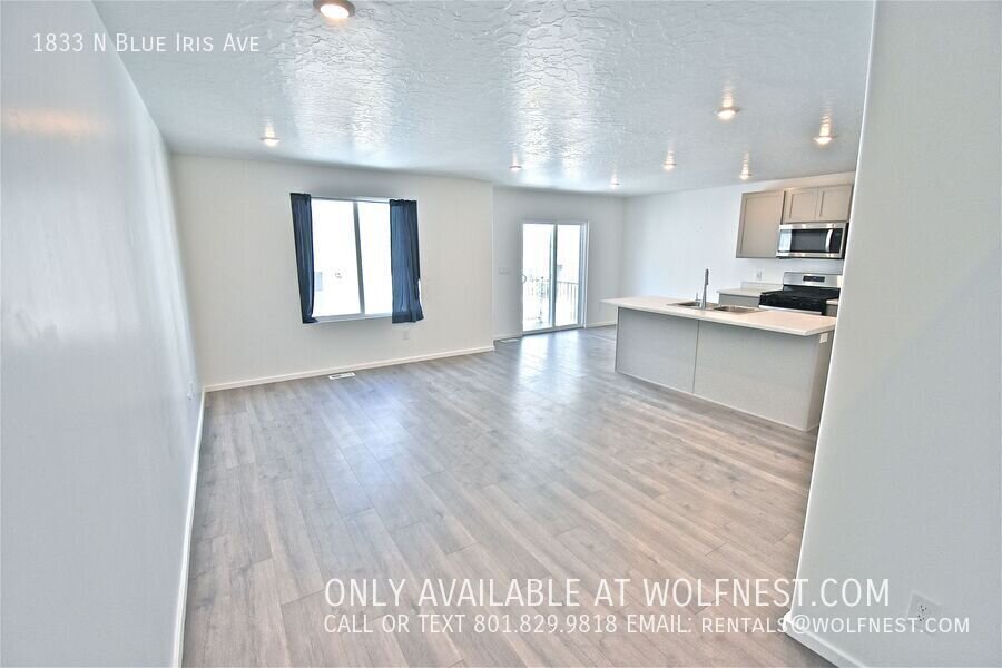 Beautiful 4 Bed Tooele Townhome! property image