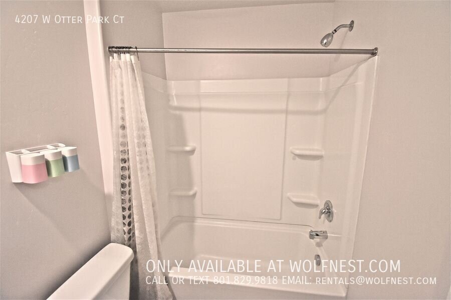Stunning Riverton Townhome! NO DEPOSIT OPTION AVAILABLE! property image