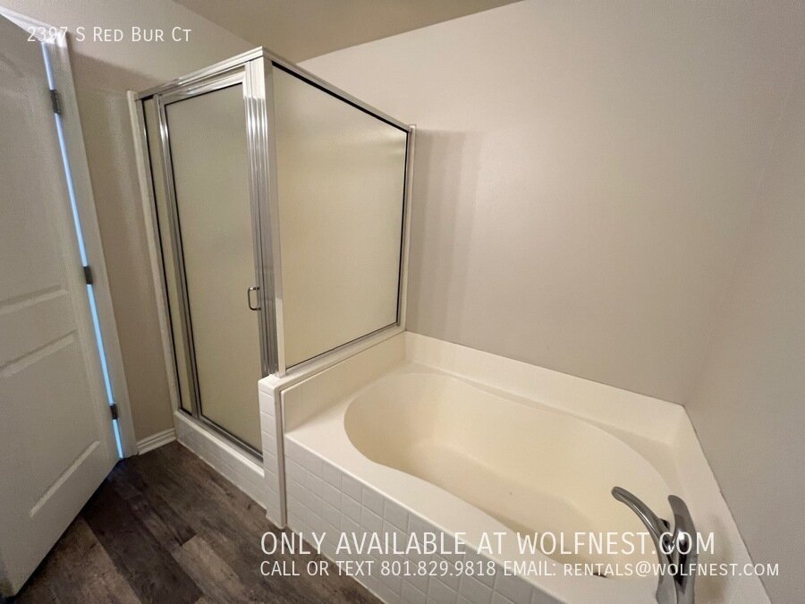 Lovely West Valley Townhome! NO DEPOSIT OPTION AVAILABLE! property image