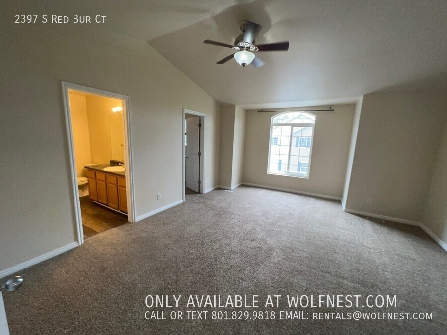 Lovely West Valley Townhome! NO DEPOSIT OPTION AVAILABLE! property image