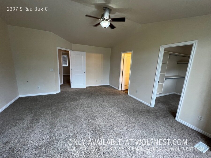 Lovely West Valley Townhome! NO DEPOSIT OPTION AVAILABLE! property image