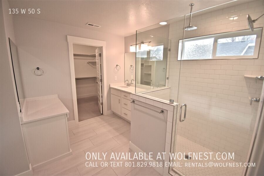 Gorgeous Farmington Townhome! NO DEPOSIT OPTION AVAILABLE! property image