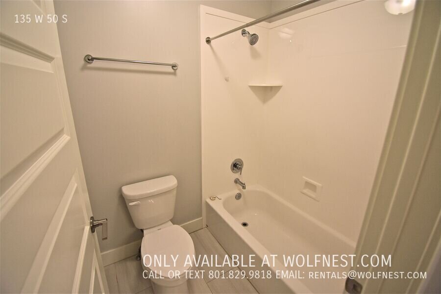 Gorgeous Farmington Townhome! NO DEPOSIT OPTION AVAILABLE! property image