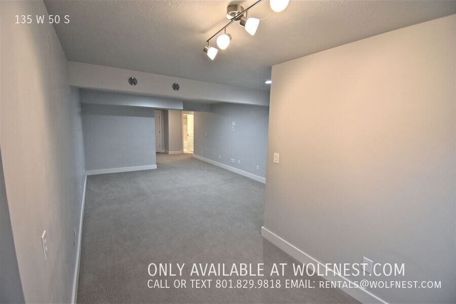 Gorgeous Farmington Townhome! NO DEPOSIT OPTION AVAILABLE! property image