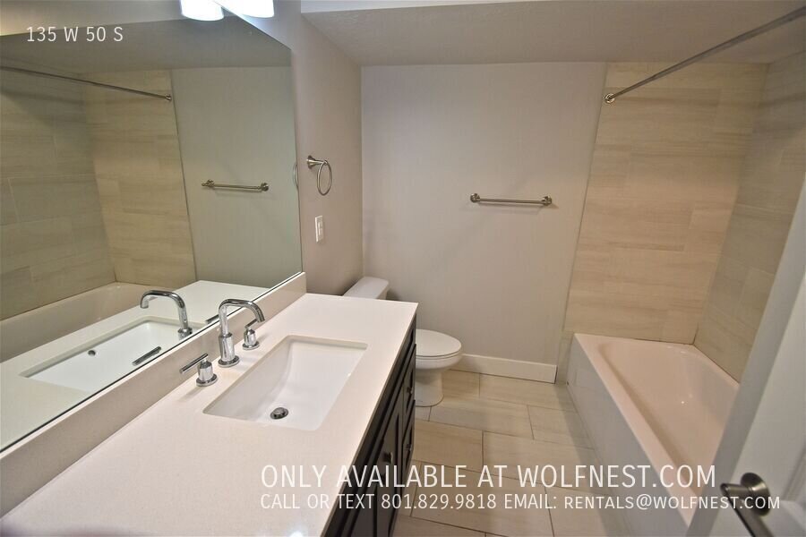 Gorgeous Farmington Townhome! NO DEPOSIT OPTION AVAILABLE! property image